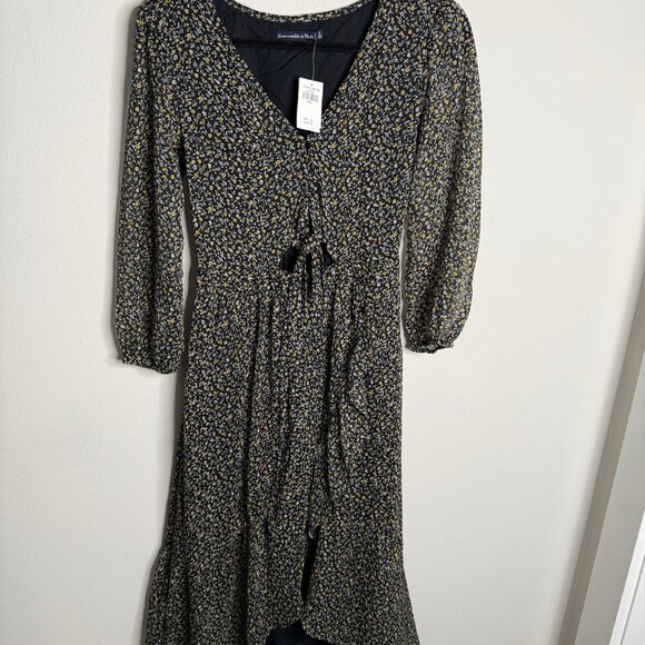 Abercrombie & Fitch Women's Small Floral Black Midi Dress V Neck 3/4 Sleeve Boho - Picture 2 of 4